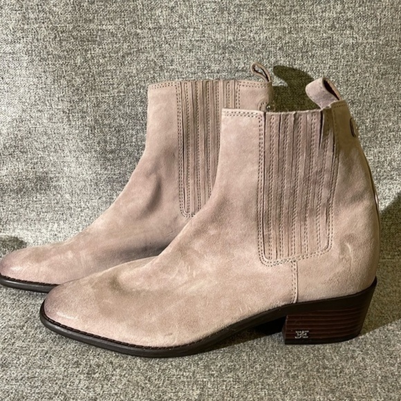 Sam Edelman Shoes - Sam Edelman Bronson Bootie. NEW